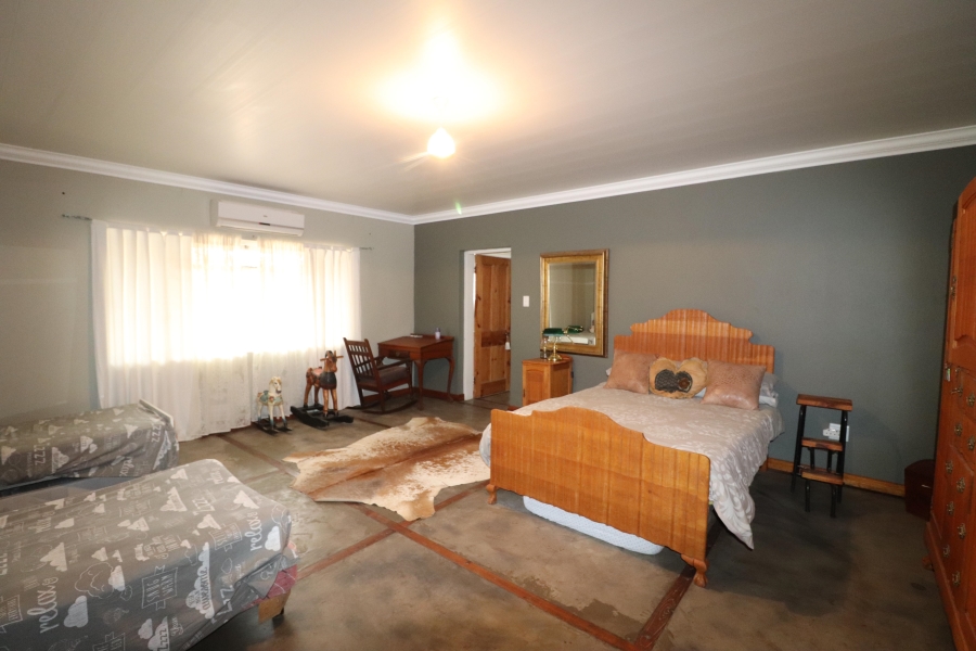 6 Bedroom Property for Sale in Ventersburg Free State